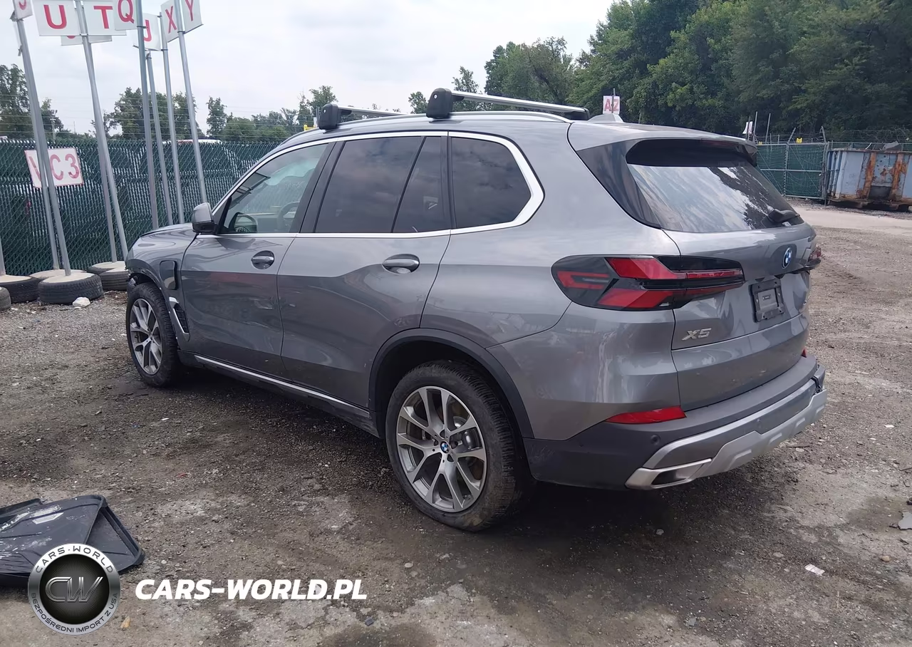 2026 BMW X5 Phev xDrive50E VIN:5UX43EU00T9131461 - 3