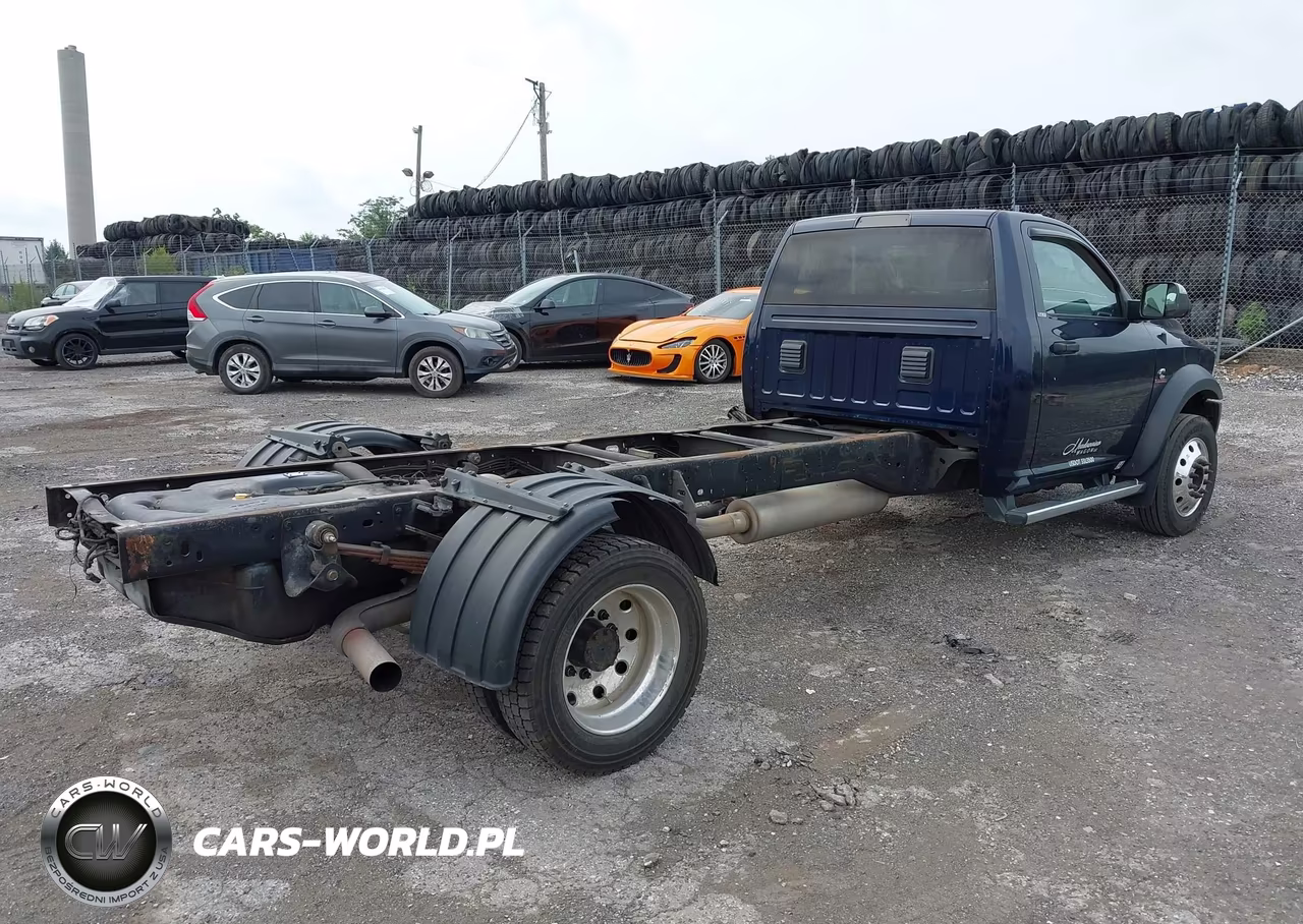 2016 Ram 5500 Chassis Tradesman-Slt VIN:3C7WRMCL2GG279831 - 4