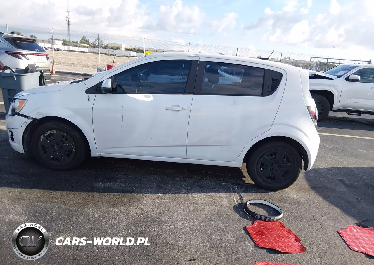 2013 Chevrolet Sonic Ls Auto VIN:1G1JA6SH1D4131176 - 14