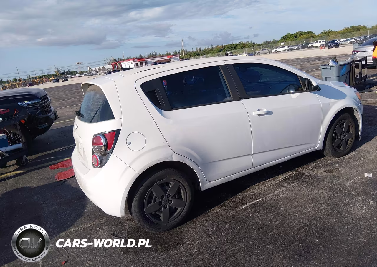 2013 Chevrolet Sonic Ls Auto VIN:1G1JA6SH1D4131176 - 4