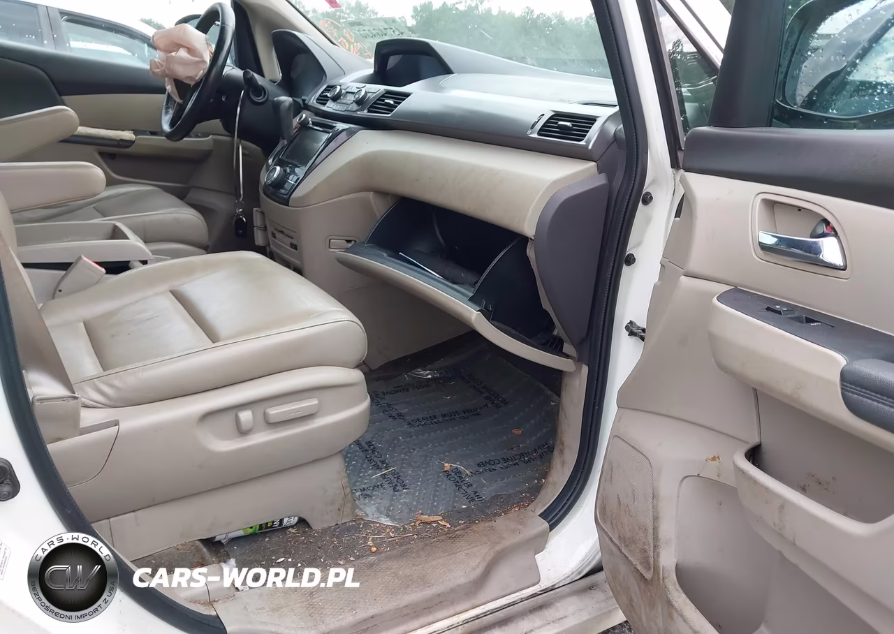 2015 Honda Odyssey Touring-Touring Elite VIN:5FNRL5H97FB024997 - 5