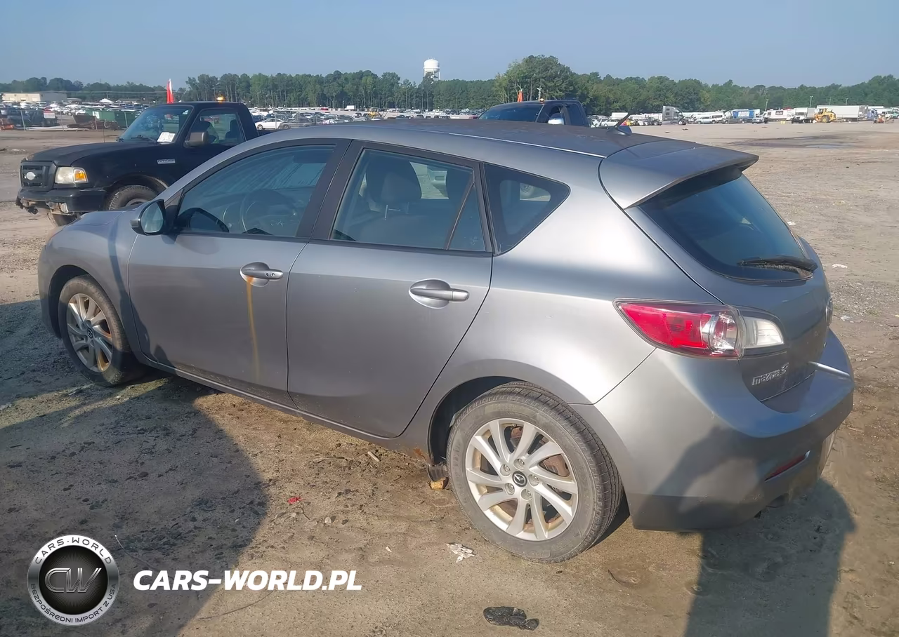 2013 Mazda Mazda3 I Touring VIN:JM1BL1LP2D1801706 - 3