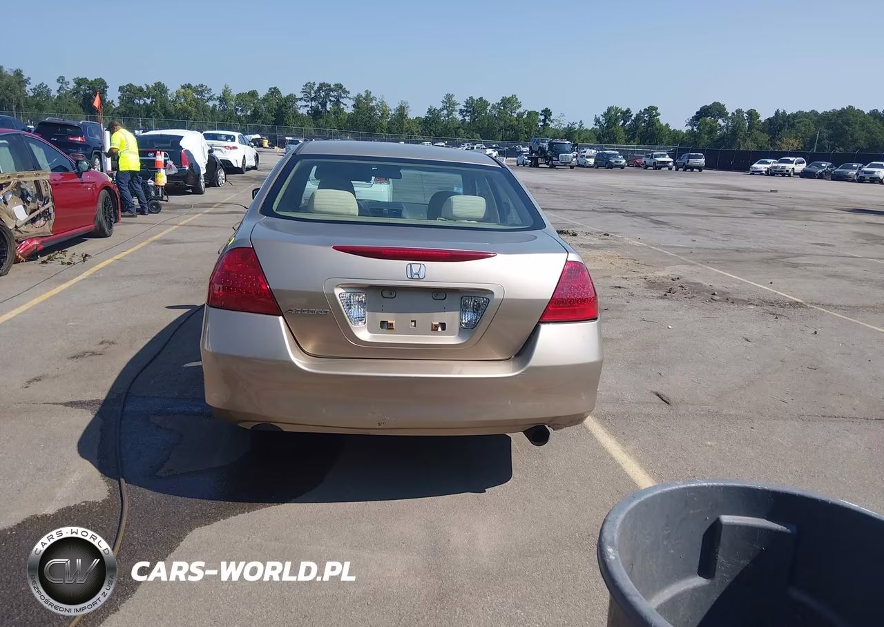 2007 Honda Accord Ex VIN:1HGCM56727A157117 - 16