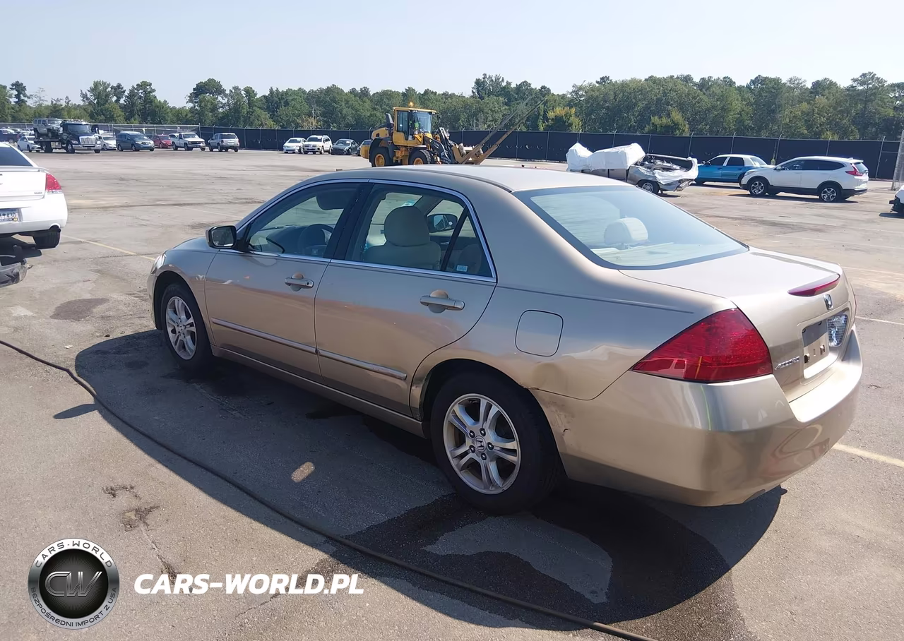 2007 Honda Accord Ex VIN:1HGCM56727A157117 - 3