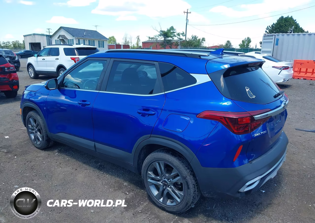 2021 Kia Seltos S VIN:KNDEU2AA1M7044664 - 3