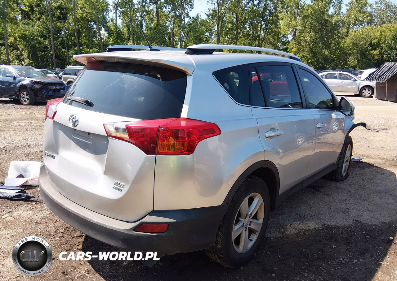 2014 Toyota Rav4 Xle VIN:JTMRFREV7ED086082 - 4