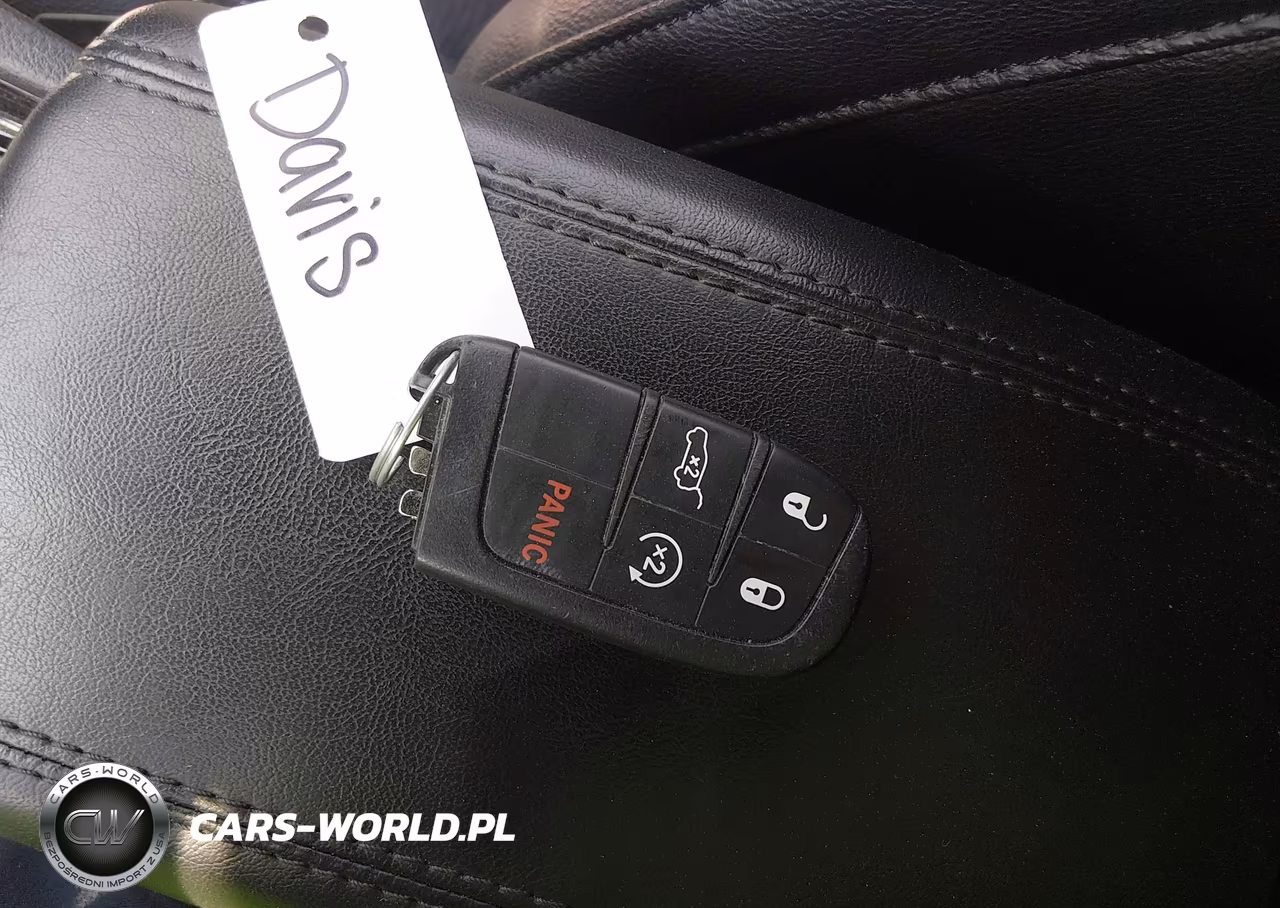 2024 Jeep Compass Latitude 4X4 VIN:3C4NJDBN2RT588051 - 11