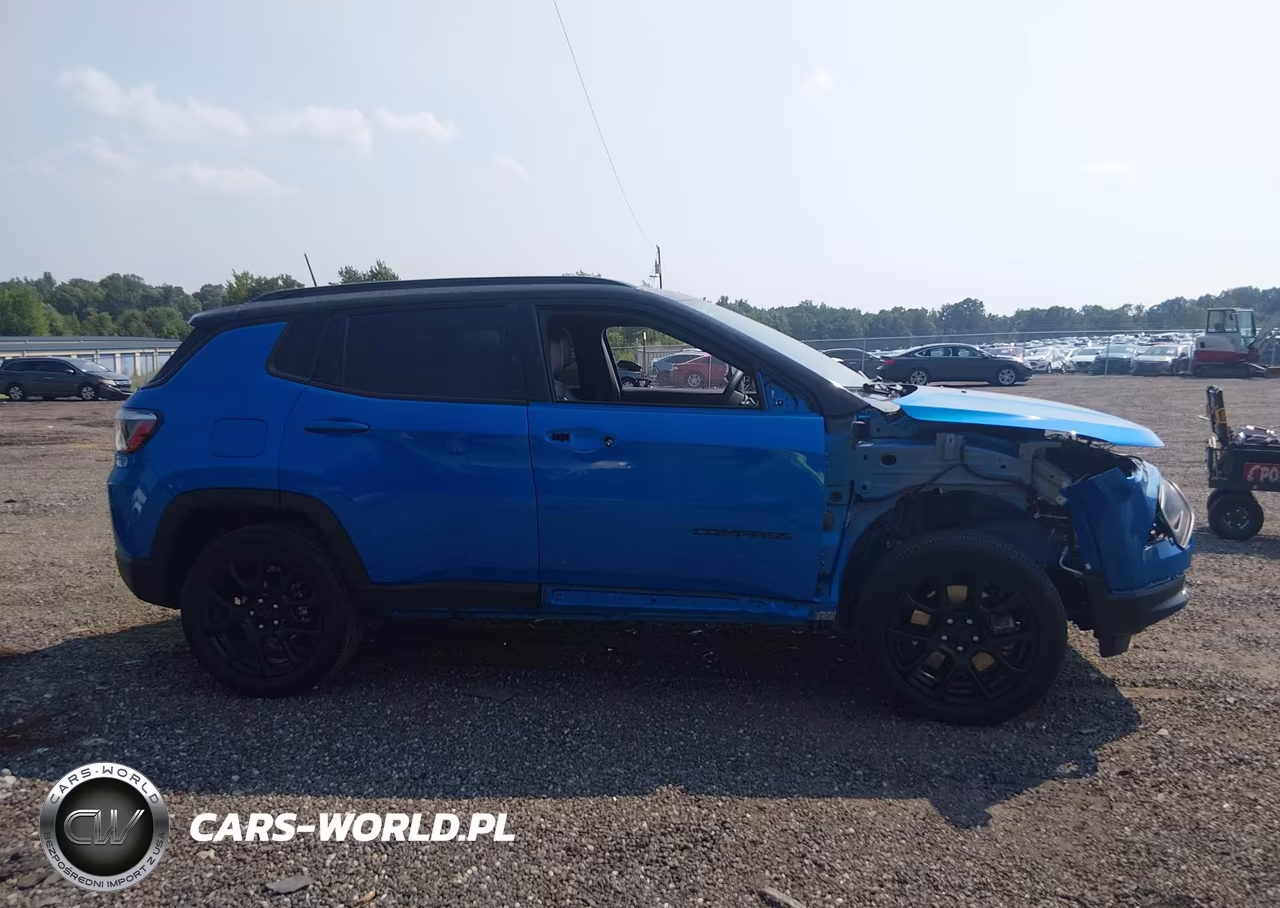 2024 Jeep Compass Latitude 4X4 VIN:3C4NJDBN2RT588051 - 14