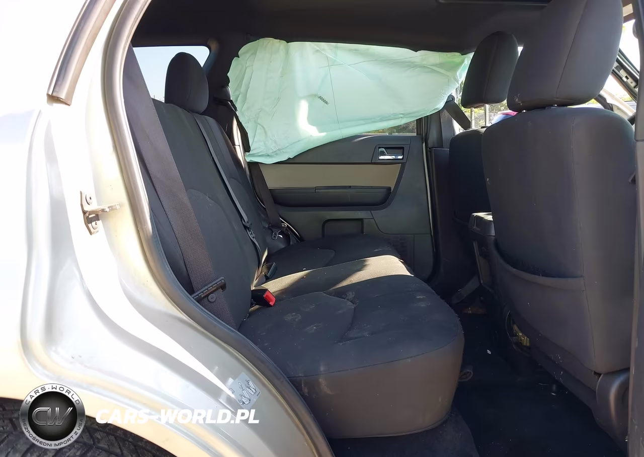 2010 Mercury Mariner VIN:4M2CN8BG1AKJ30215 - 8