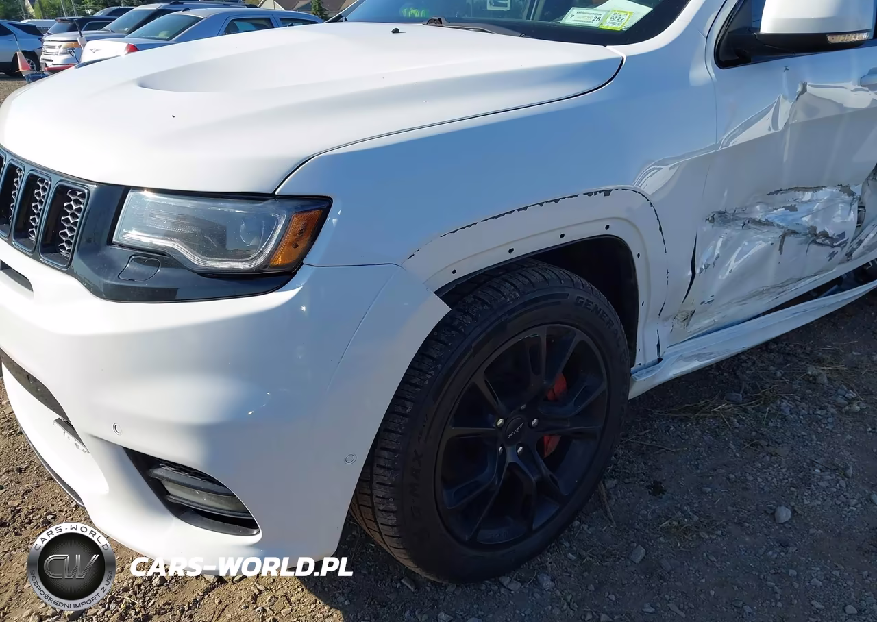 2017 Jeep Grand Cherokee Srt VIN:1C4RJFDJXHC657702 - 6