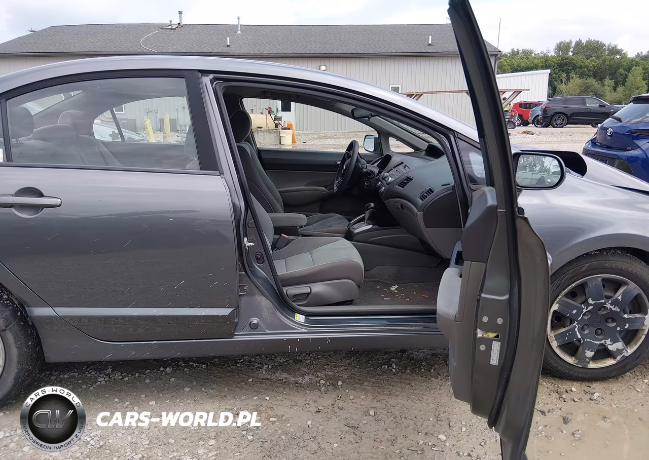 2010 Honda Civic Lx VIN:19XFA1F58AE014124 - 5