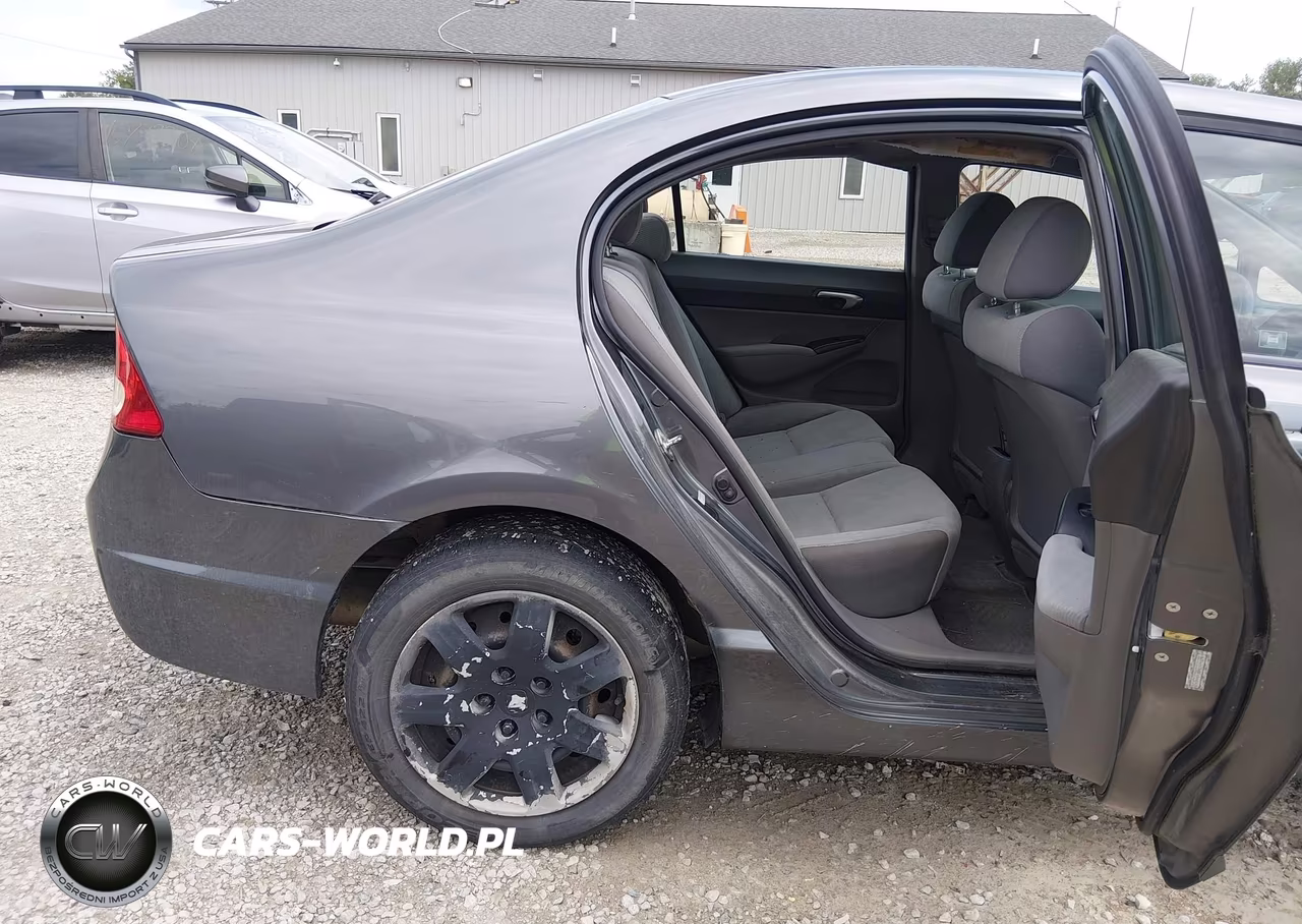 2010 Honda Civic Lx VIN:19XFA1F58AE014124 - 8