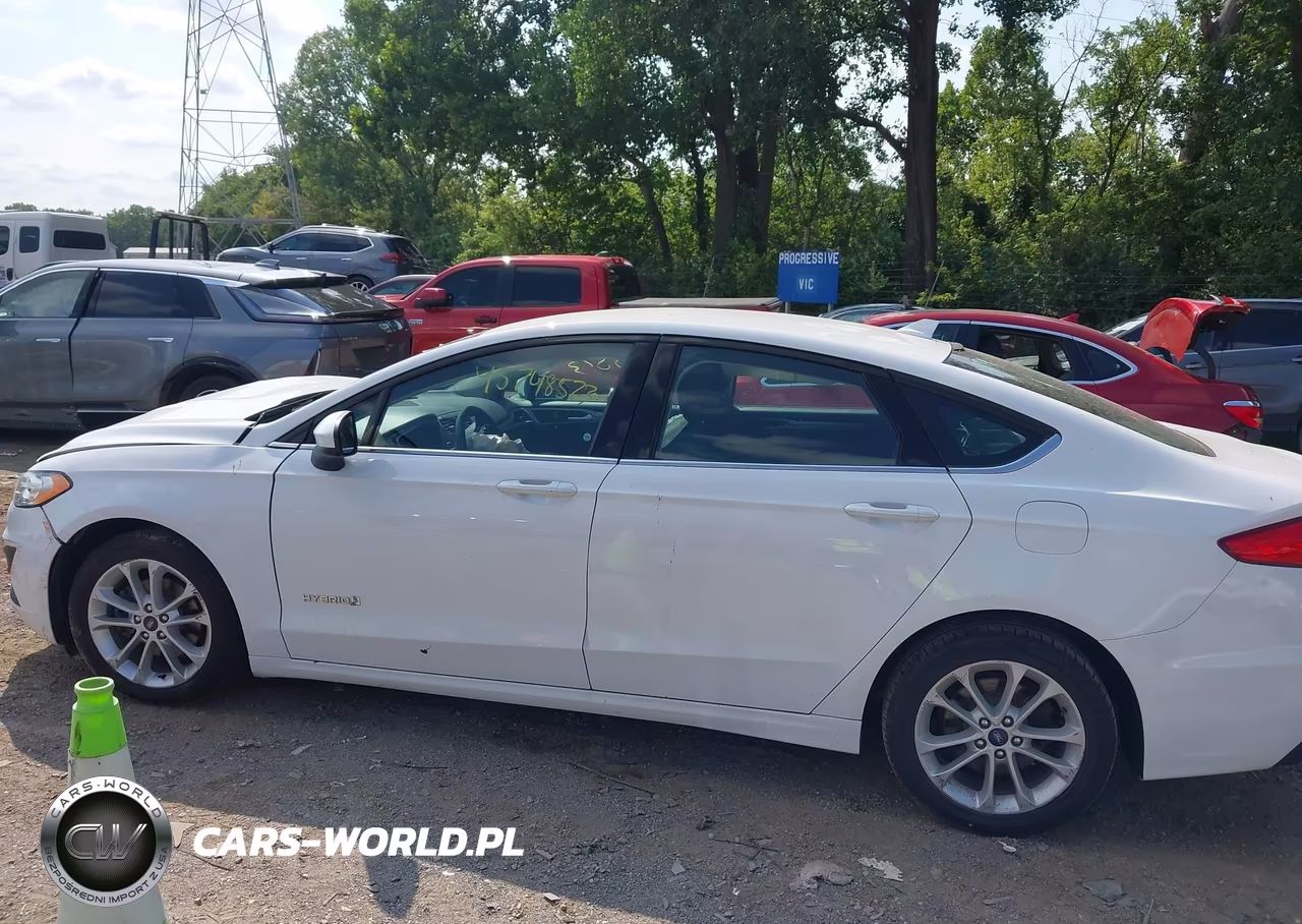 2019 Ford Fusion Hybrid Se VIN:3FA6P0LU0KR210725 - 14