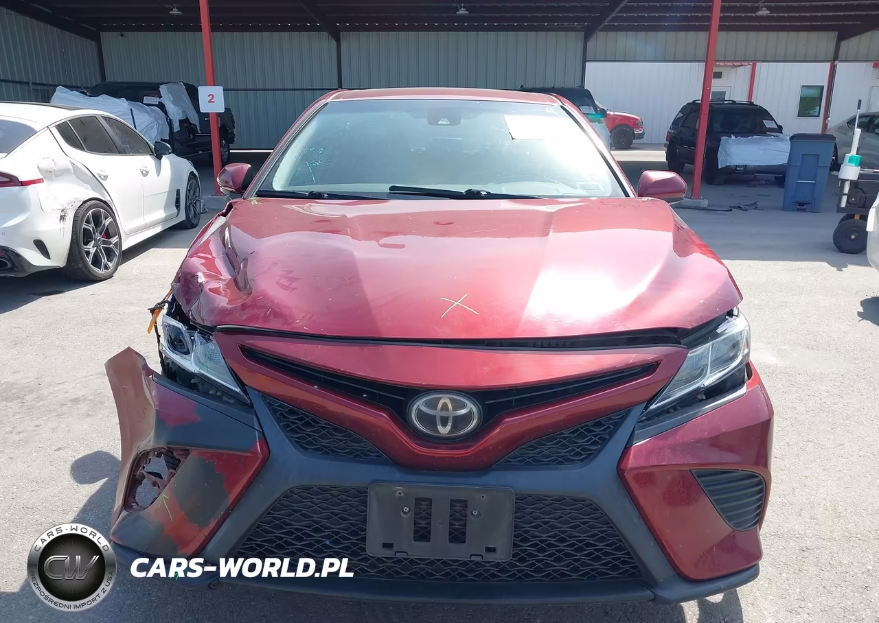 2018 Toyota Camry Se VIN:4T1B11HK4JU630160 - 12