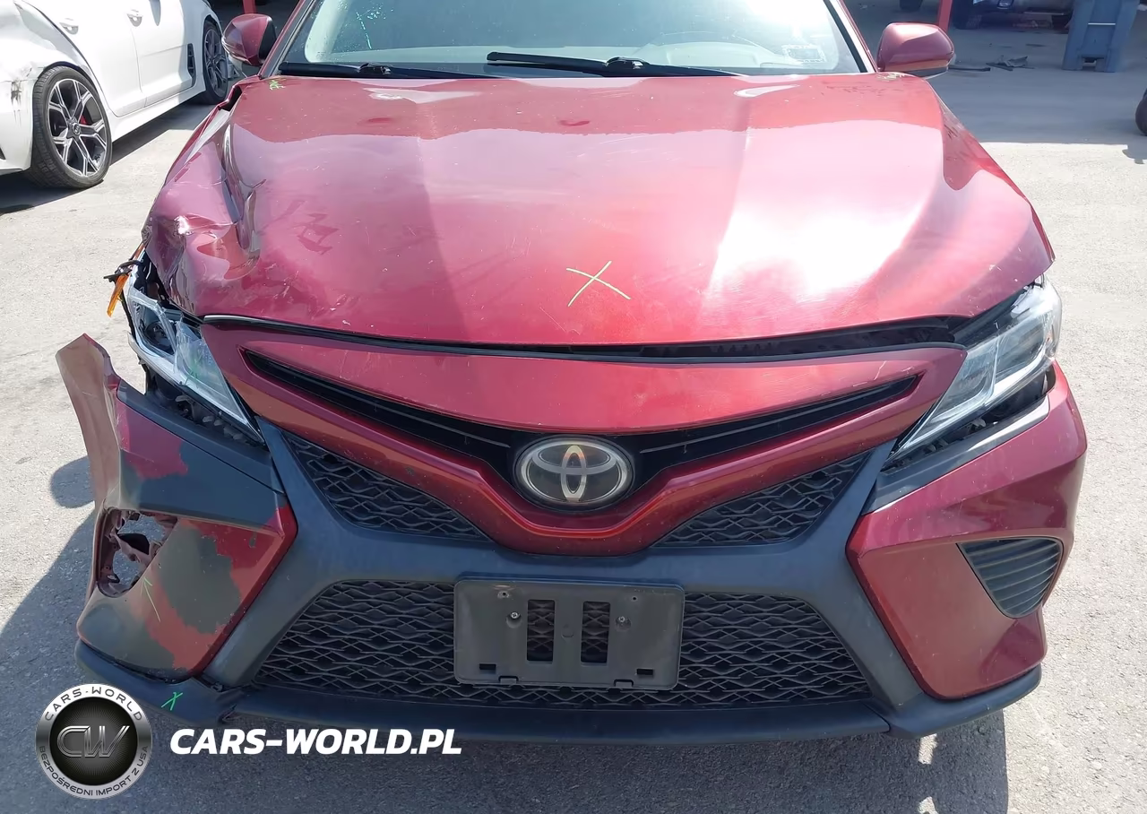 2018 Toyota Camry Se VIN:4T1B11HK4JU630160 - 18