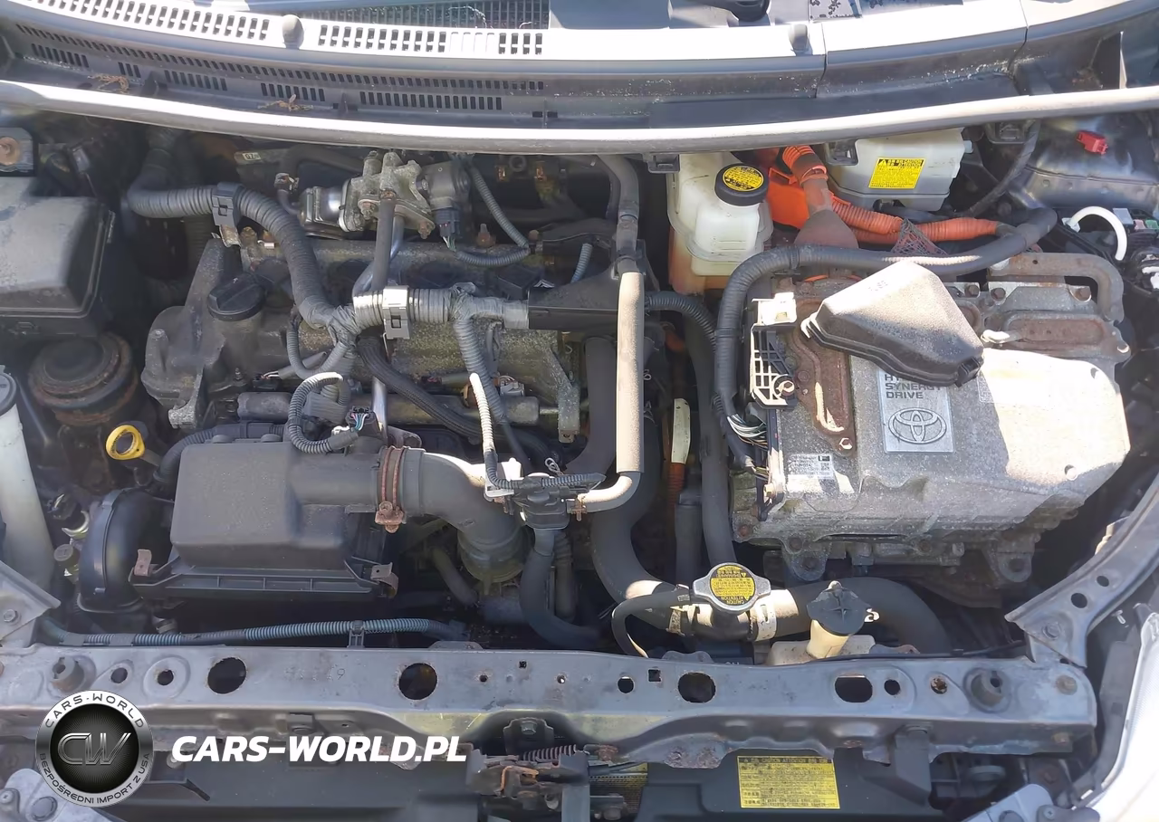 2014 Toyota Prius C One VIN:JTDKDTB33E1559470 - 10