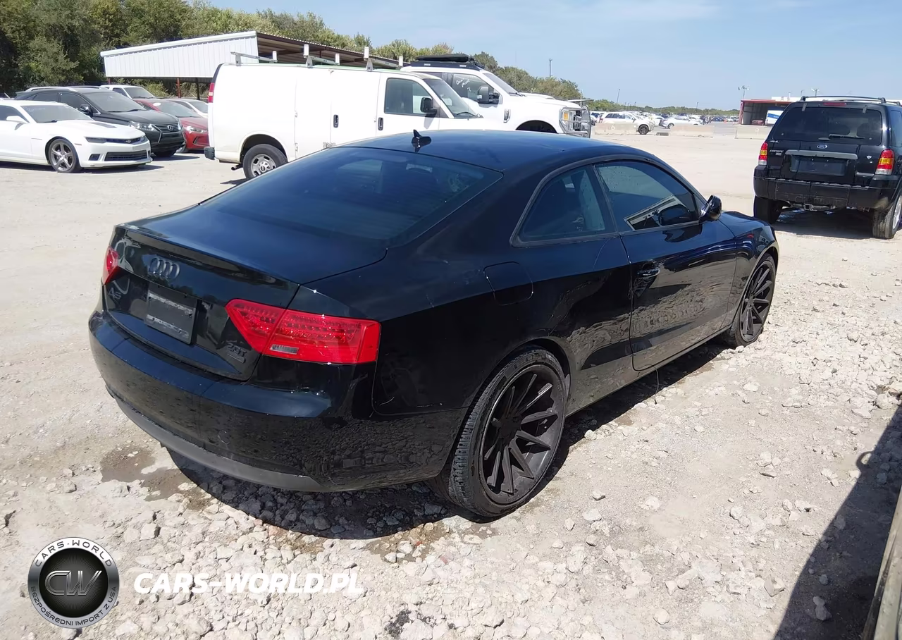 2013 Audi A5 2.0T Premium VIN:WAUCFAFR4DA069147 - 4