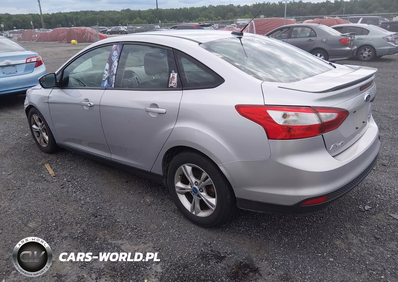 2012 Ford Focus Se VIN:1FAHP3F29CL150237 - 3