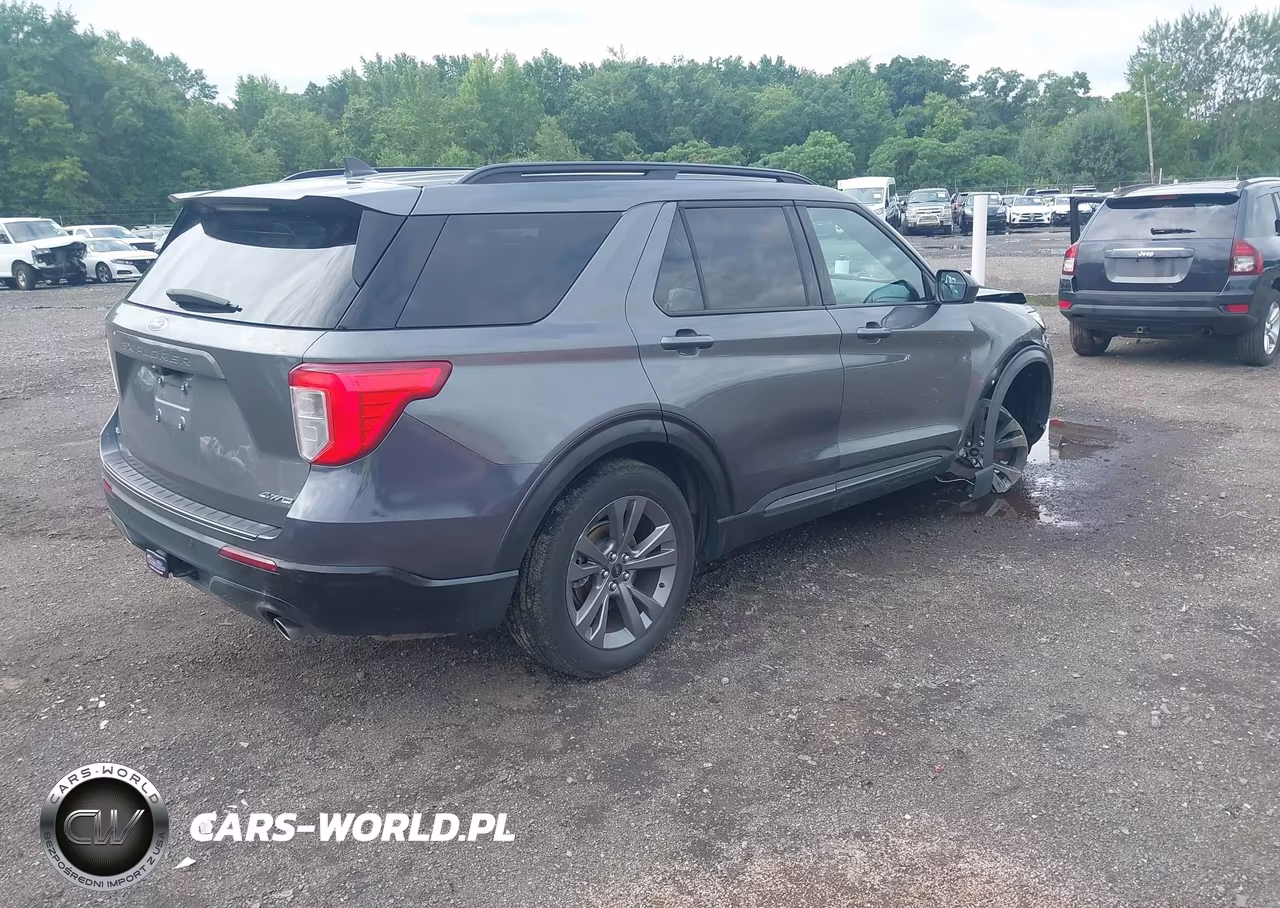 2023 Ford Explorer Xlt VIN:1FMSK8DH9PGB05523 - 4
