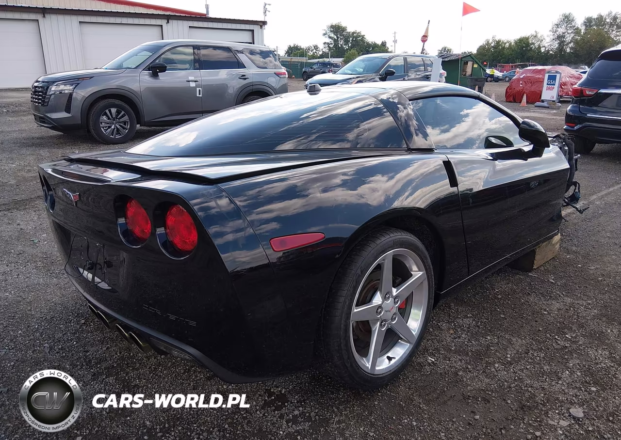 2005 Chevrolet Corvette VIN:1G1YY24U955104753 - 4