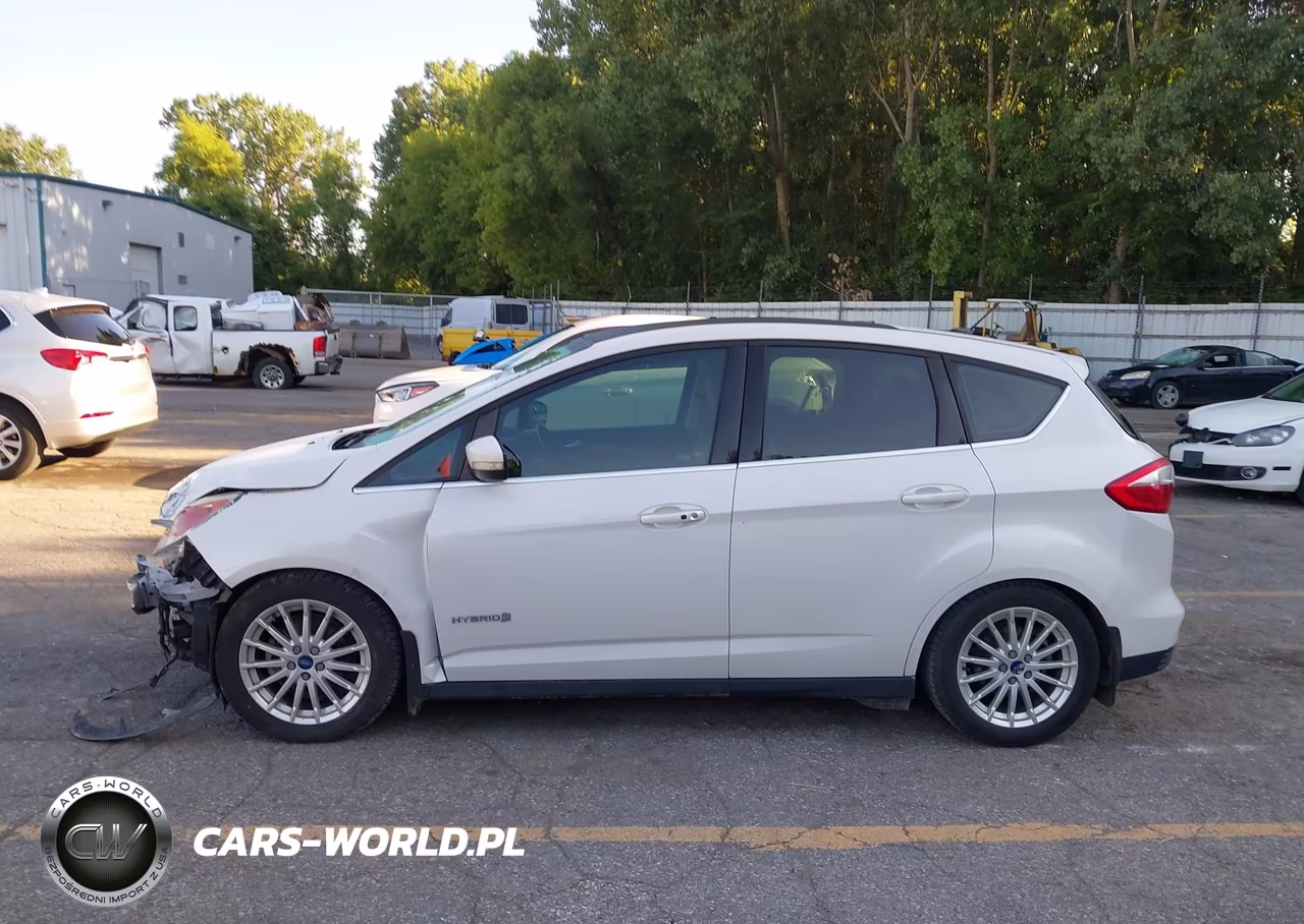 2015 Ford C-Max Hybrid Sel VIN:1FADP5BU8FL104775 - 14
