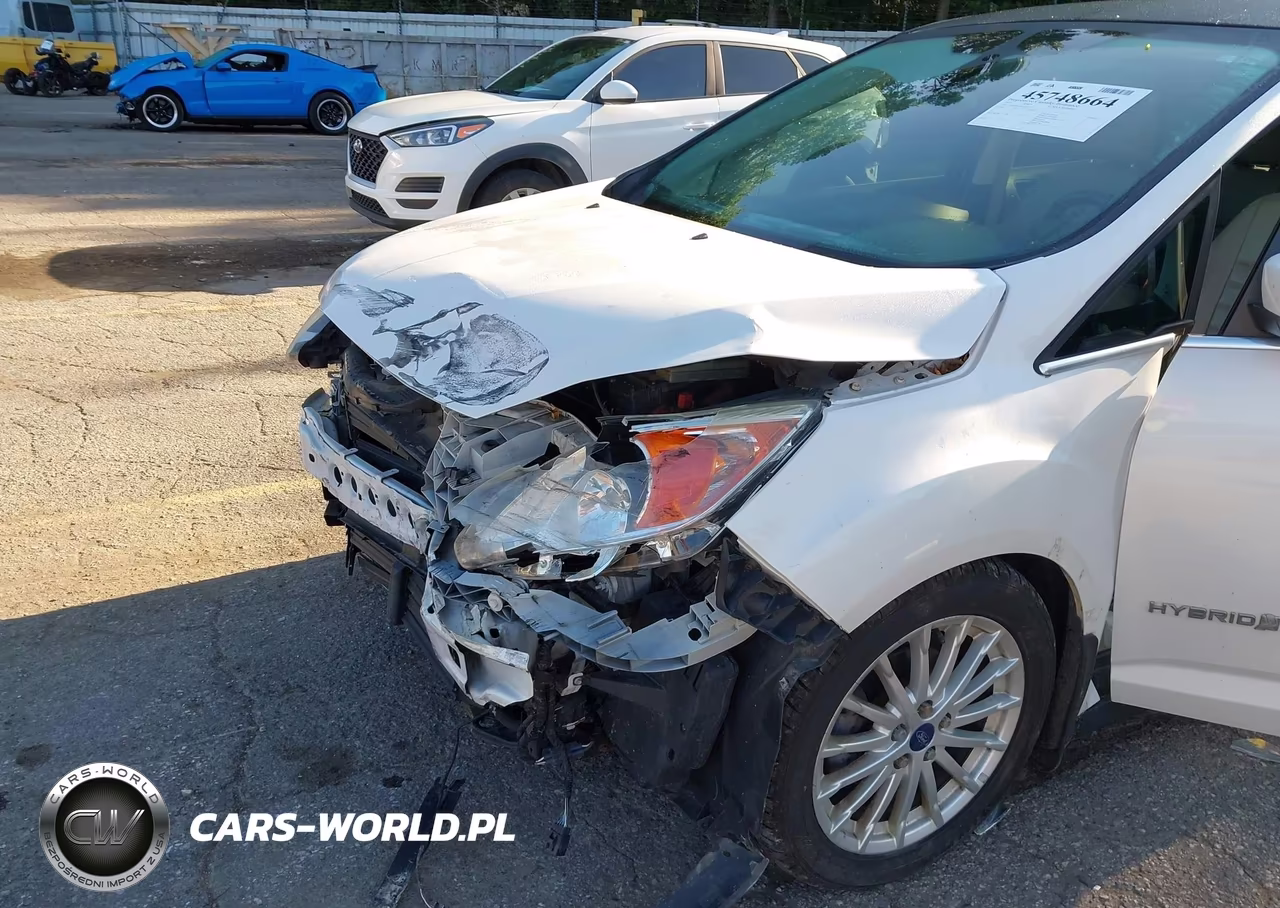 2015 Ford C-Max Hybrid Sel VIN:1FADP5BU8FL104775 - 6