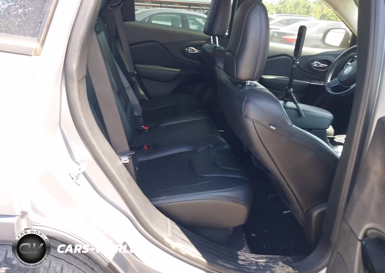 2021 Jeep Cherokee Altitude Fwd VIN:1C4PJLLB1MD144066 - 8