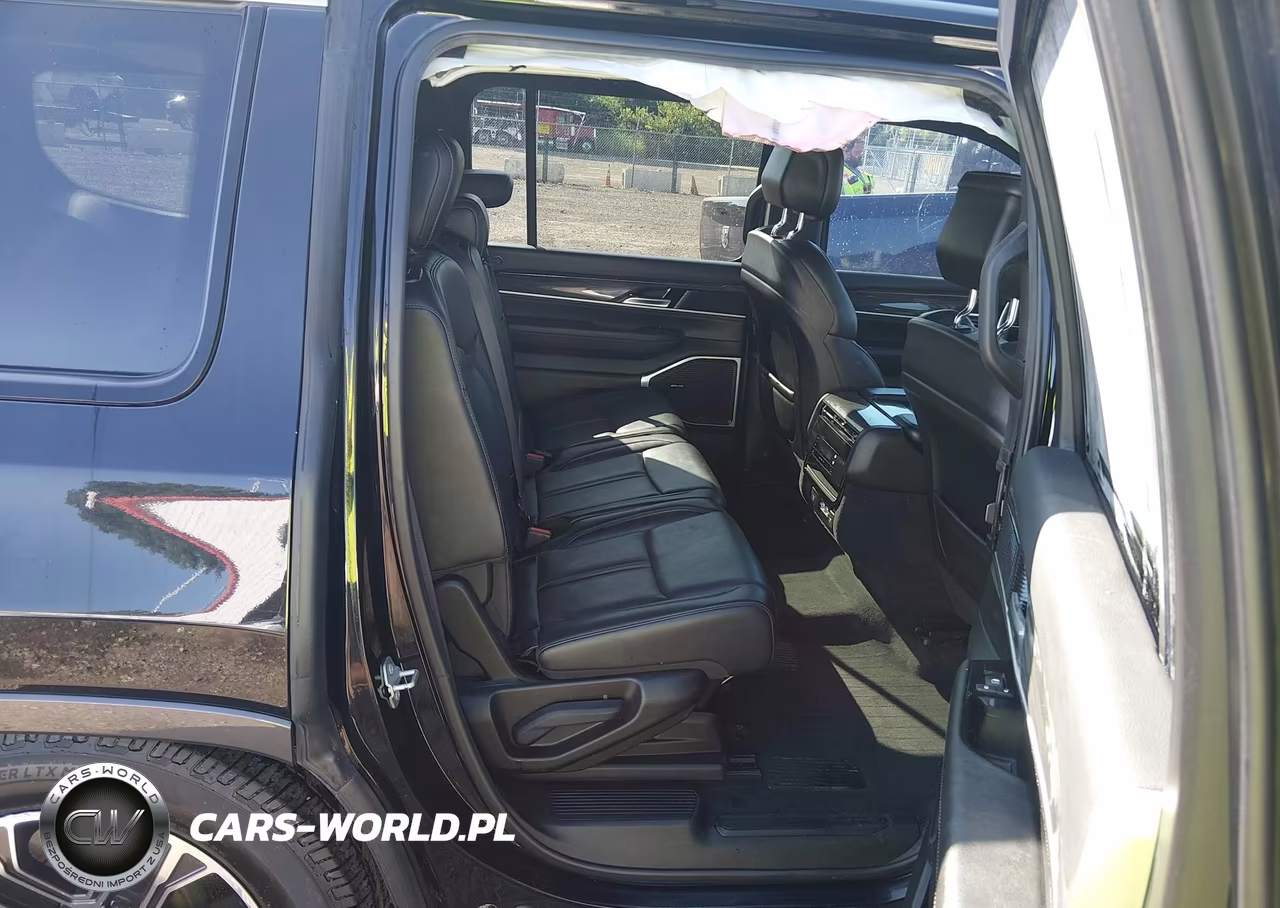 2022 Jeep Wagoneer Series Iii 4X4 VIN:1C4SJVDT5NS142217 - 8