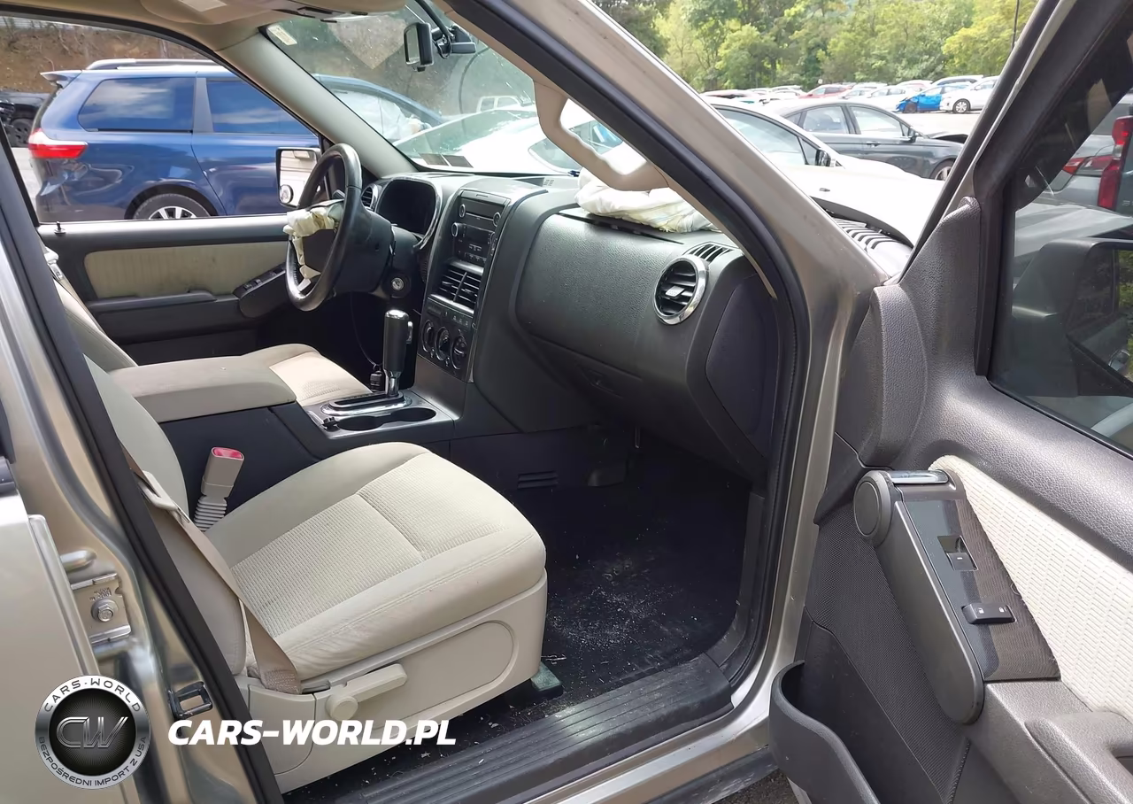 2008 Ford Explorer Xlt VIN:1FMEU73E78UB00087 - 5