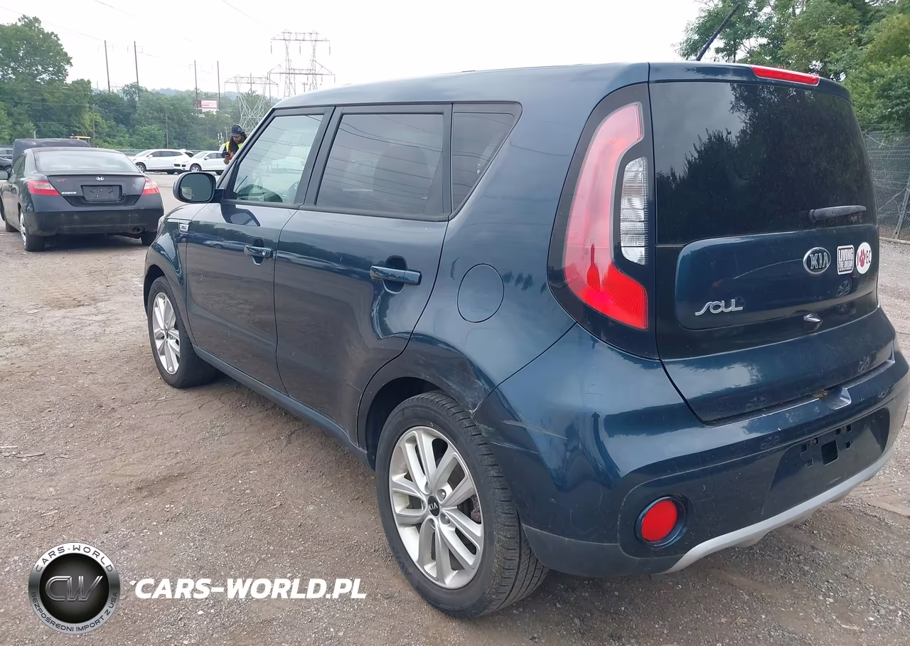 2017 Kia Soul + VIN:KNDJP3A57H7443079 - 3