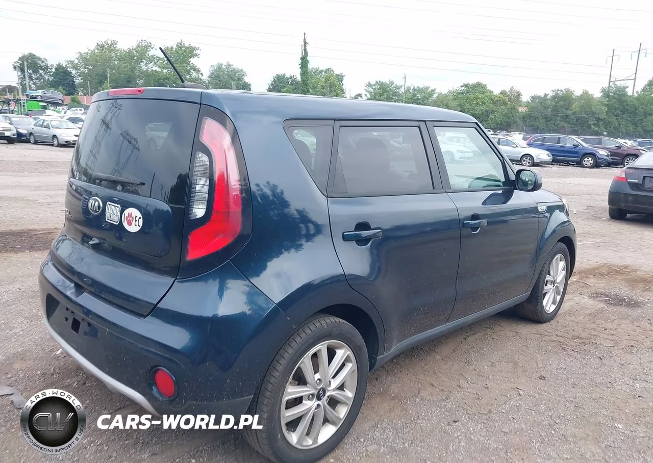 2017 Kia Soul + VIN:KNDJP3A57H7443079 - 4