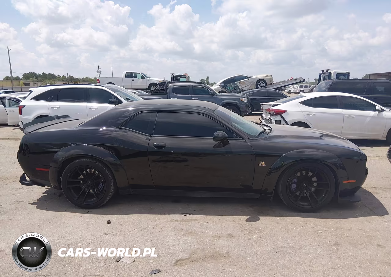 2018 Dodge Challenger R-T Scat Pack VIN:2C3CDZFJ5JH204834 - 13