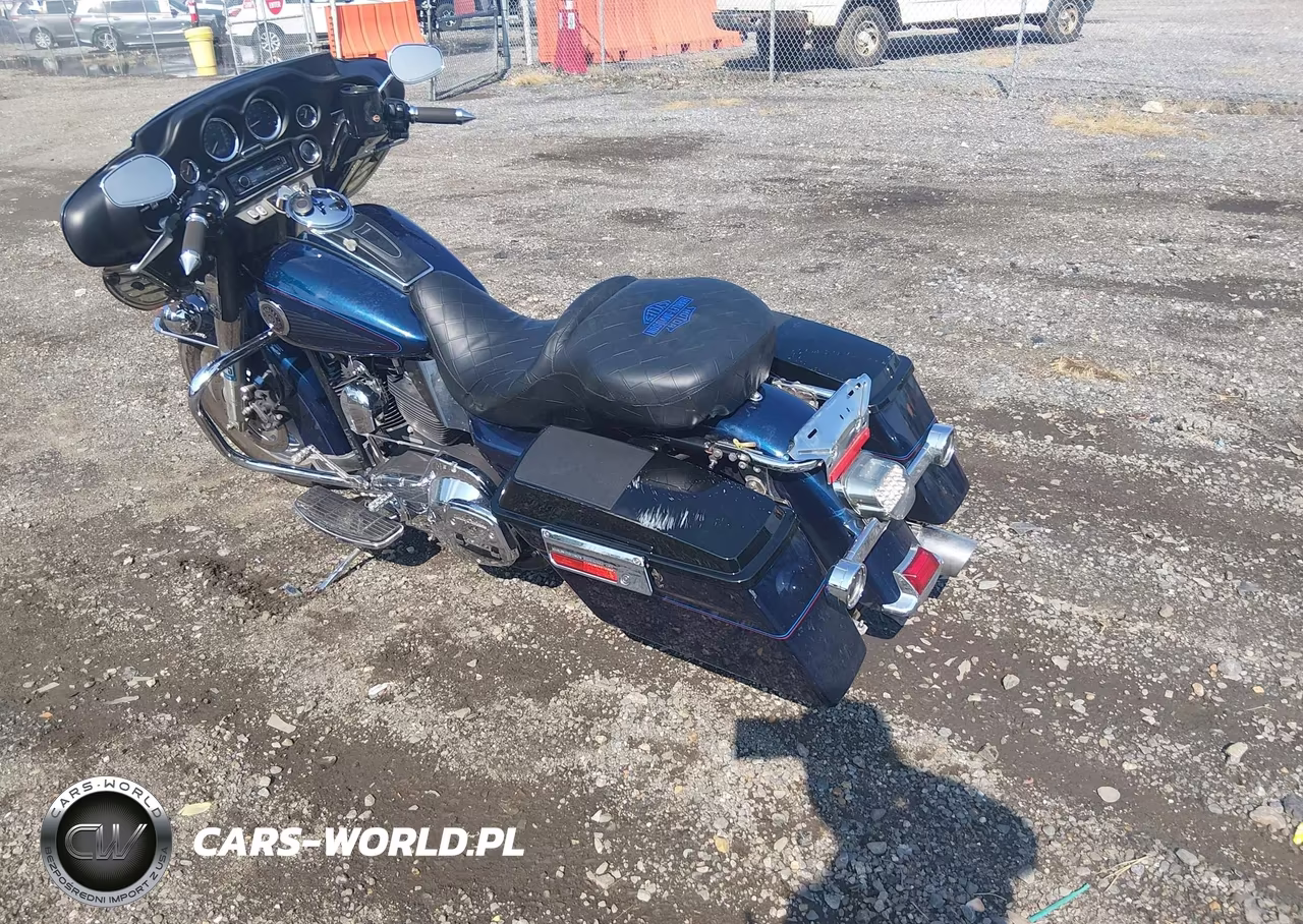 2004 Harley-Davidson Flhtcui VIN:1HD1FCW144Y627441 - 3