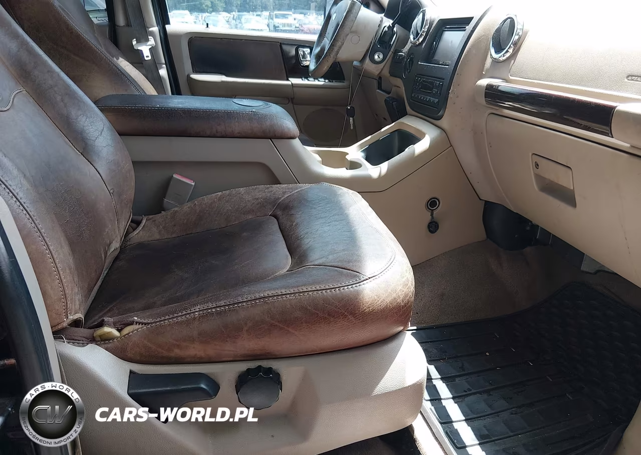 2005 Ford Expedition Eddie Bauer-King Ranch VIN:1FMFU18575LA89961 - 5