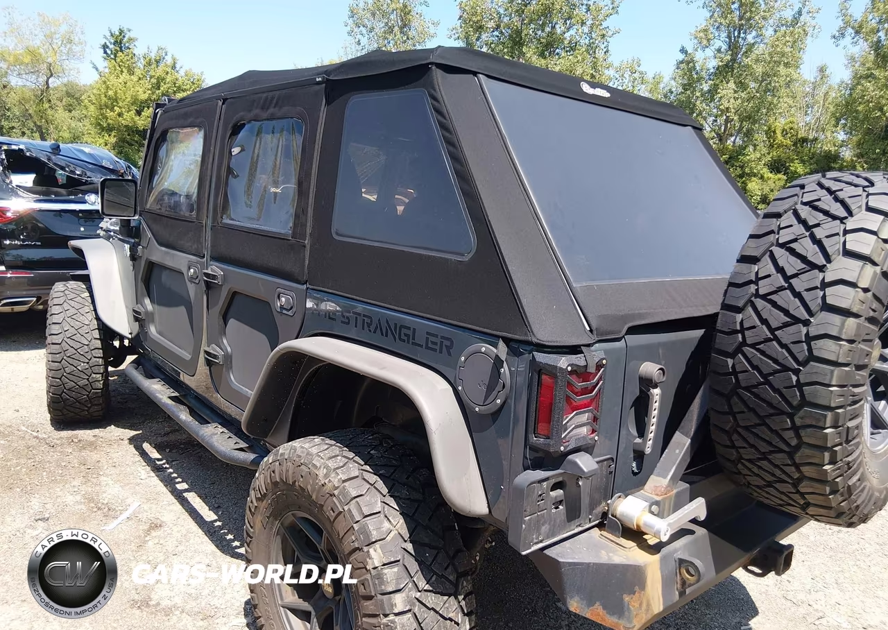 2017 Jeep Wrangler Unlimited Smoky Mountain VIN:1C4BJWEGXHL658255 - 3