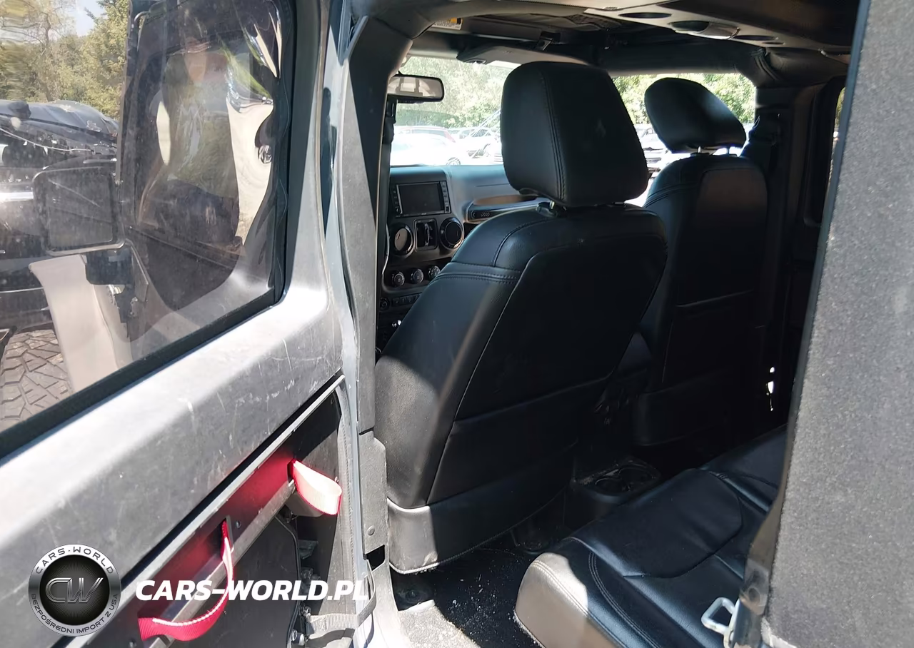 2017 Jeep Wrangler Unlimited Smoky Mountain VIN:1C4BJWEGXHL658255 - 8