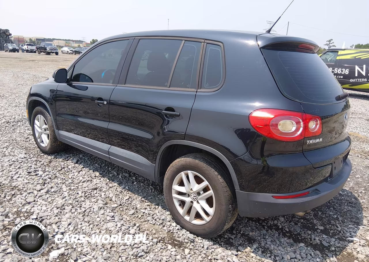 2011 Volkswagen Tiguan S VIN:WVGBV7AX7BW564240 - 3