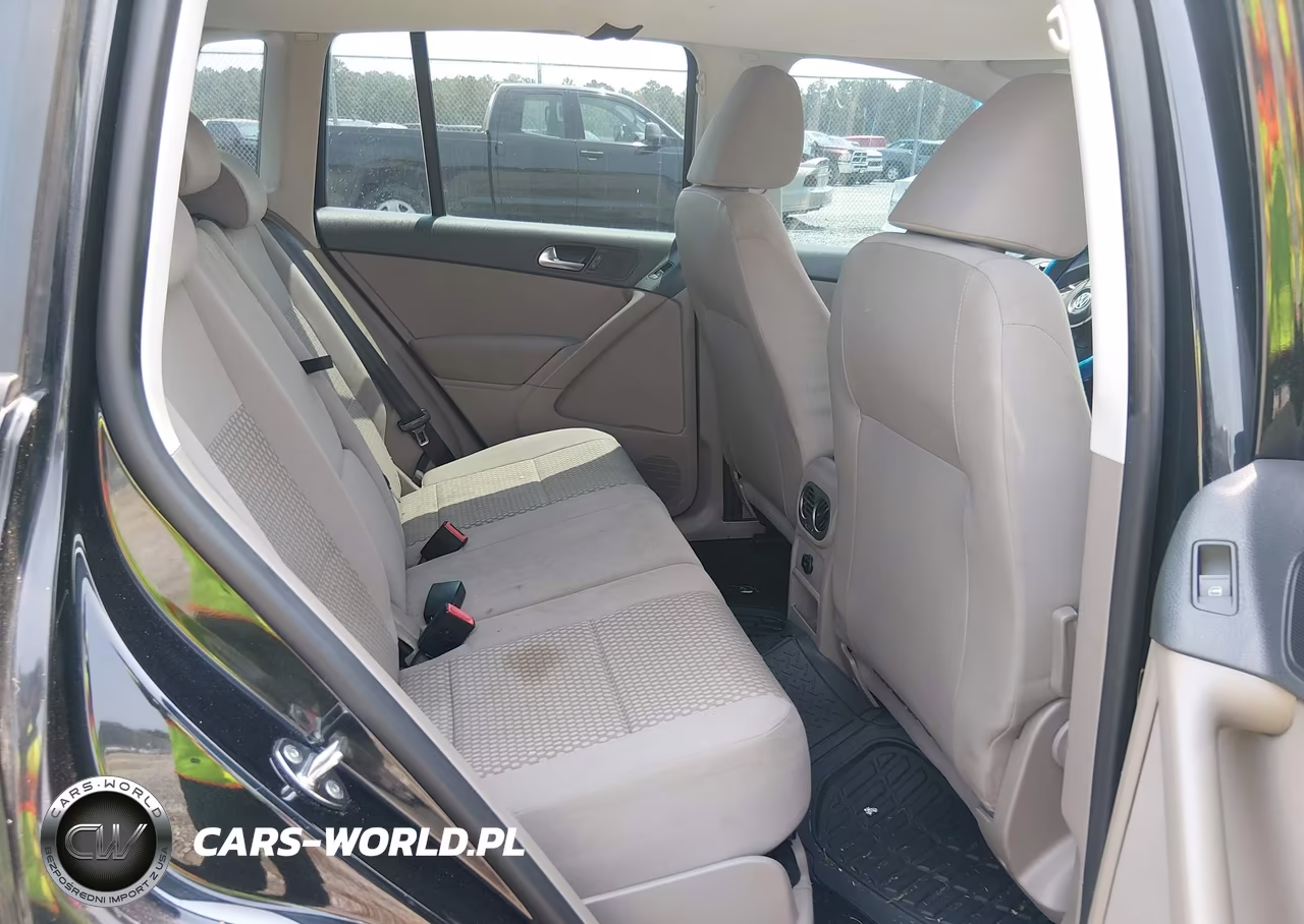 2011 Volkswagen Tiguan S VIN:WVGBV7AX7BW564240 - 8