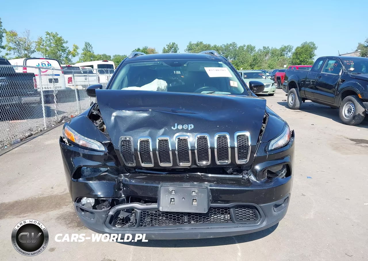 2015 Jeep Cherokee Latitude VIN:1C4PJLCB9FW642992 - 12