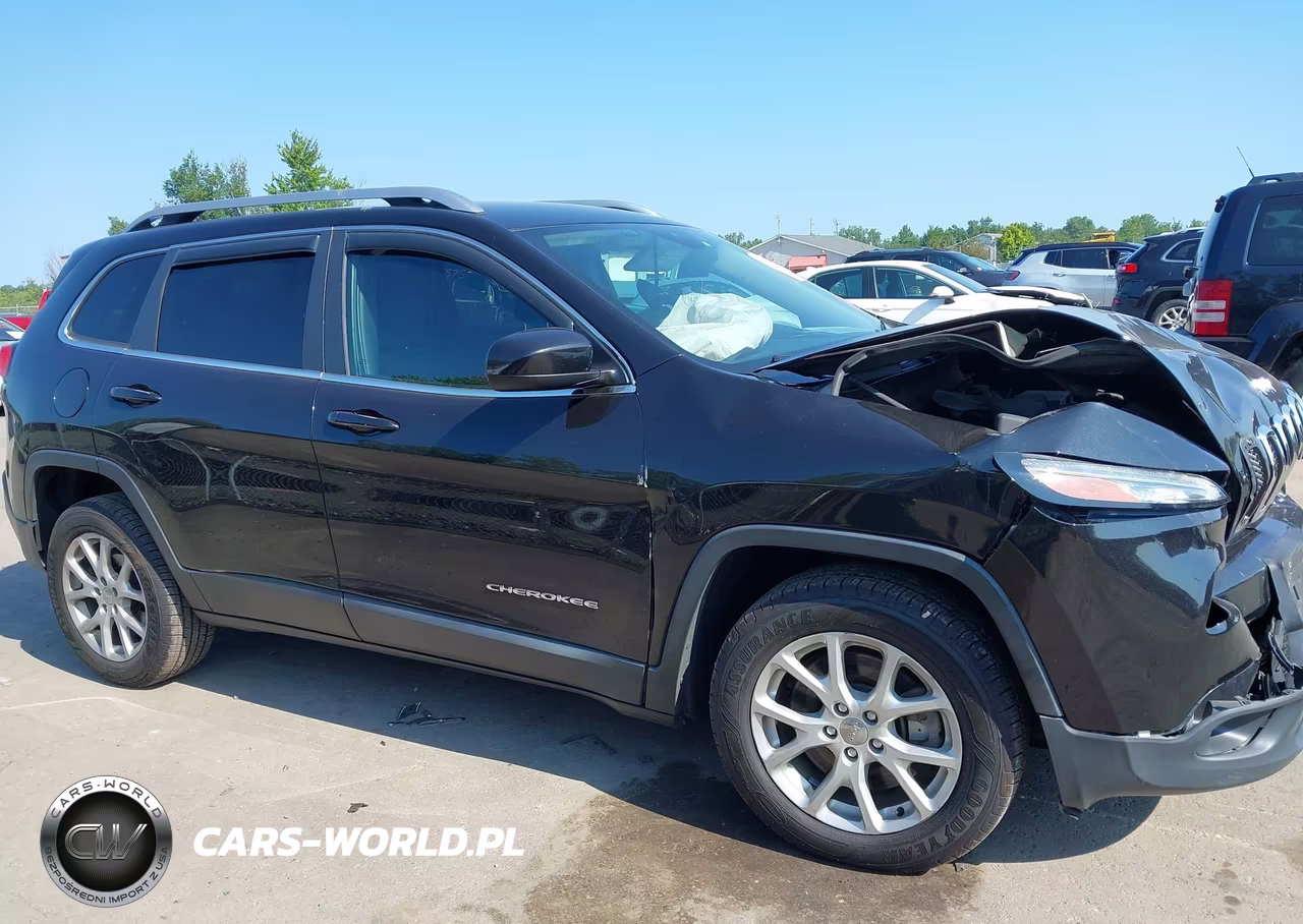 2015 Jeep Cherokee Latitude VIN:1C4PJLCB9FW642992 - 13