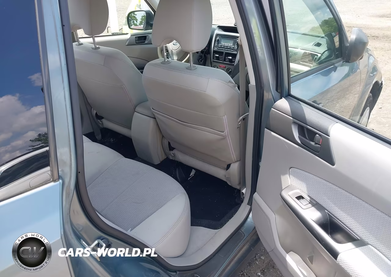 2013 Subaru Forester 2.5X VIN:JF2SHAAC2DH418763 - 8