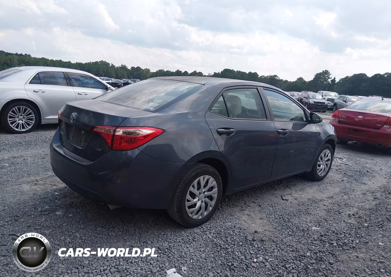 2019 Toyota Corolla Le VIN:5YFBURHE7KP868684 - 4