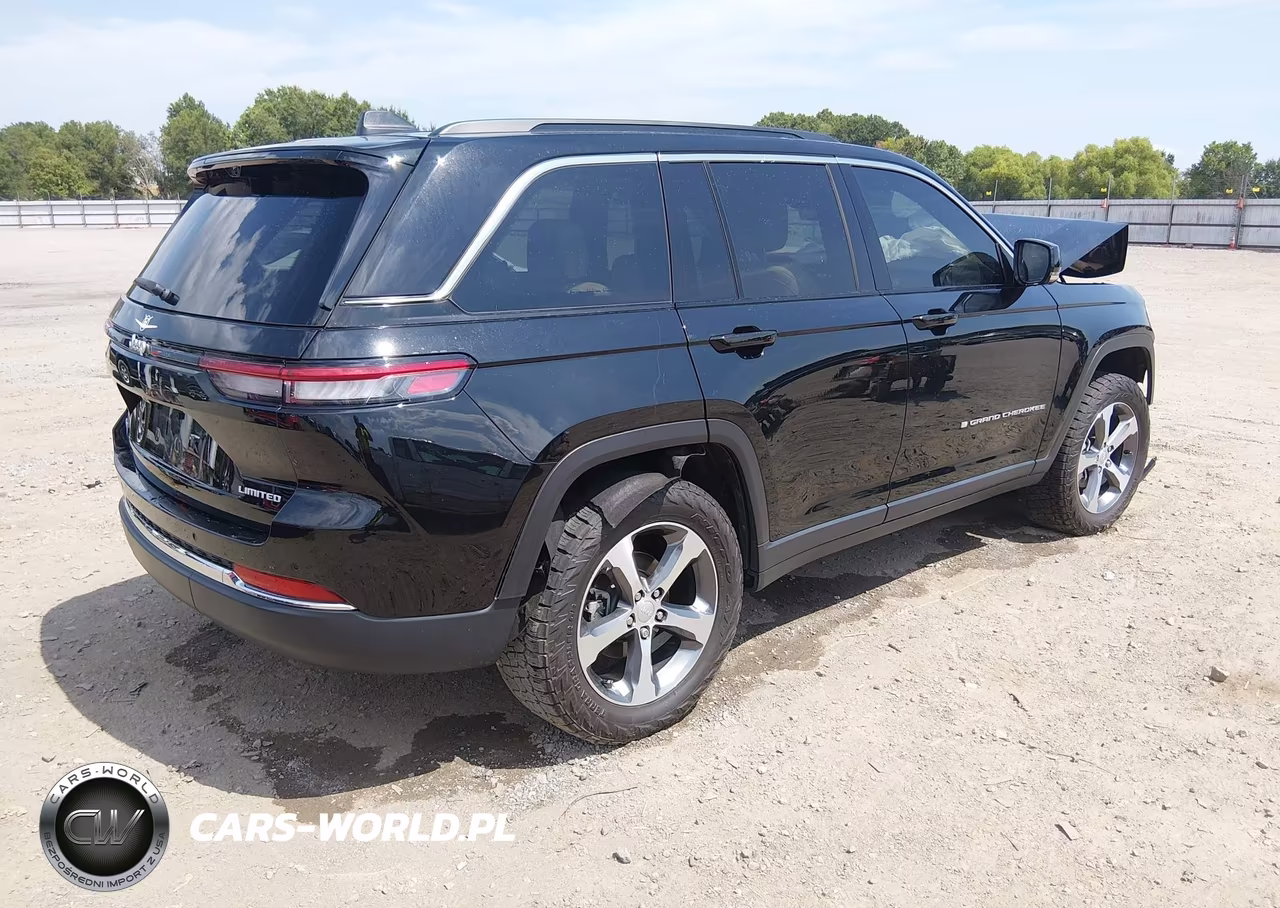 2025 Jeep Grand Cherokee Limited 4X4 VIN:1C4RJHBG4SC337740 - 4