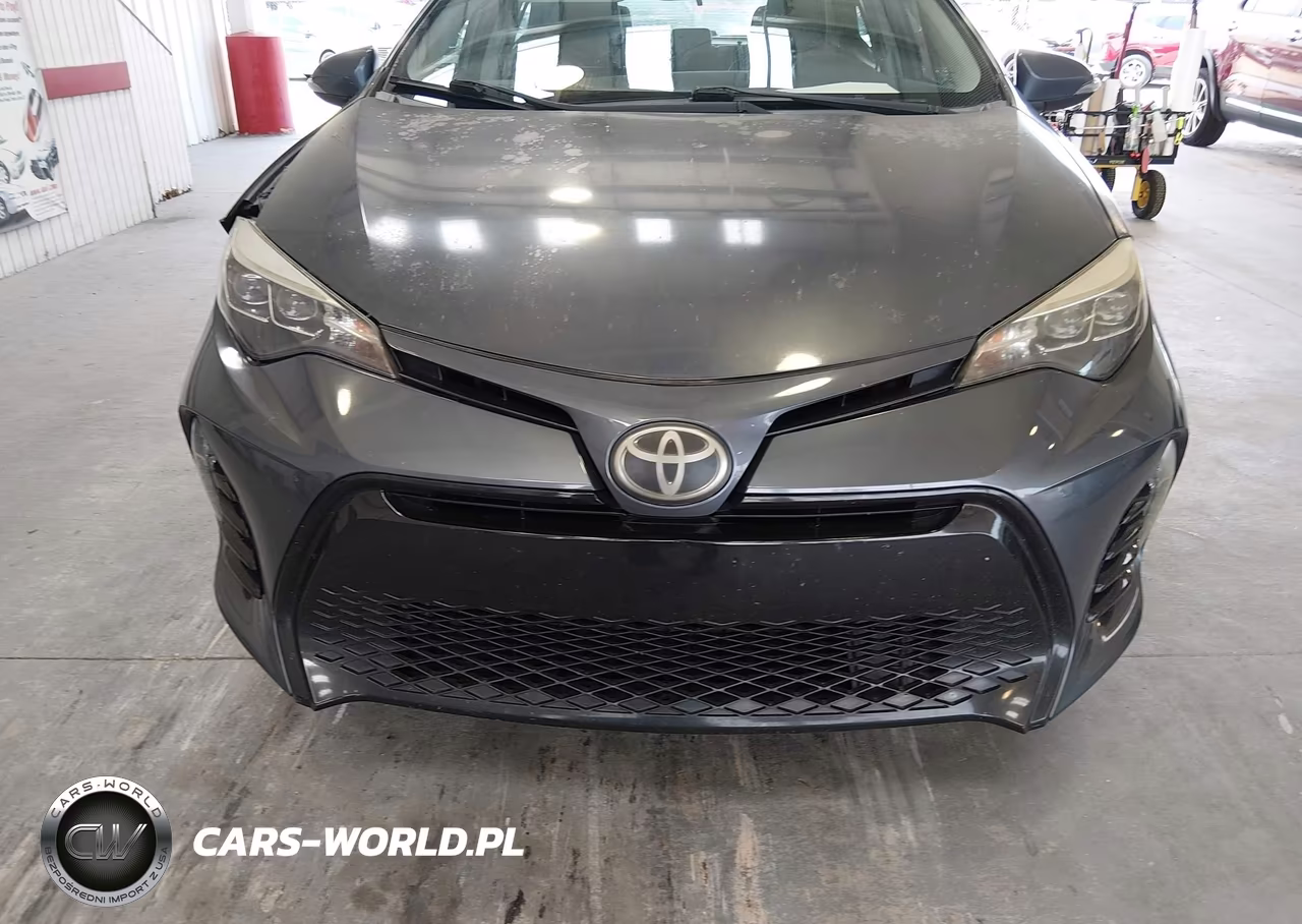 2018 Toyota Corolla Se VIN:5YFBURHE3JP823742 - 12