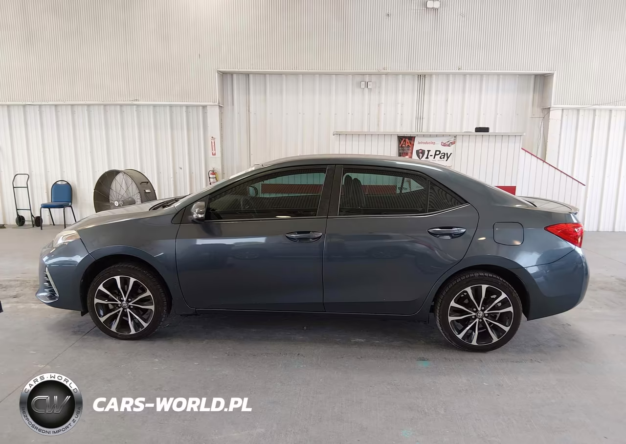 2018 Toyota Corolla Se VIN:5YFBURHE3JP823742 - 14