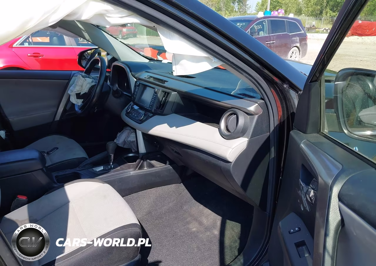 2018 Toyota Rav4 Hybrid Xle VIN:JTMRJREV2JD223003 - 5