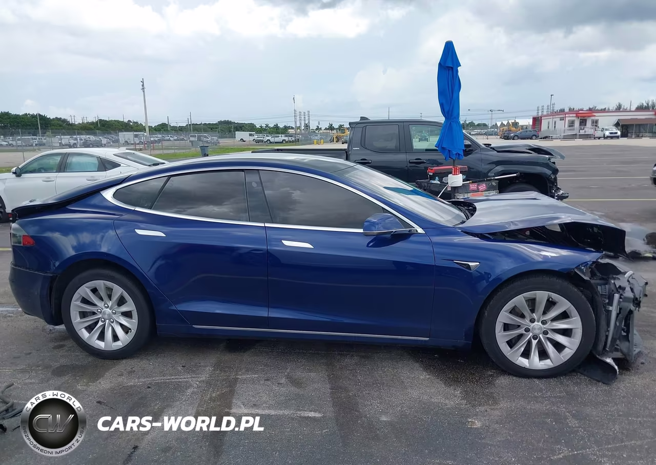 2018 Tesla Model S 100D-75D-P100D VIN:5YJSA1E27JF295641 - 13