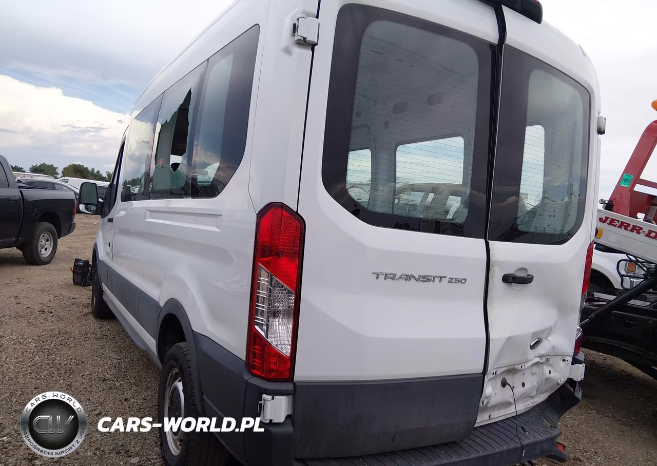 2021 Ford Transit-250 VIN:1FTBR1C82MKA74777 - 3
