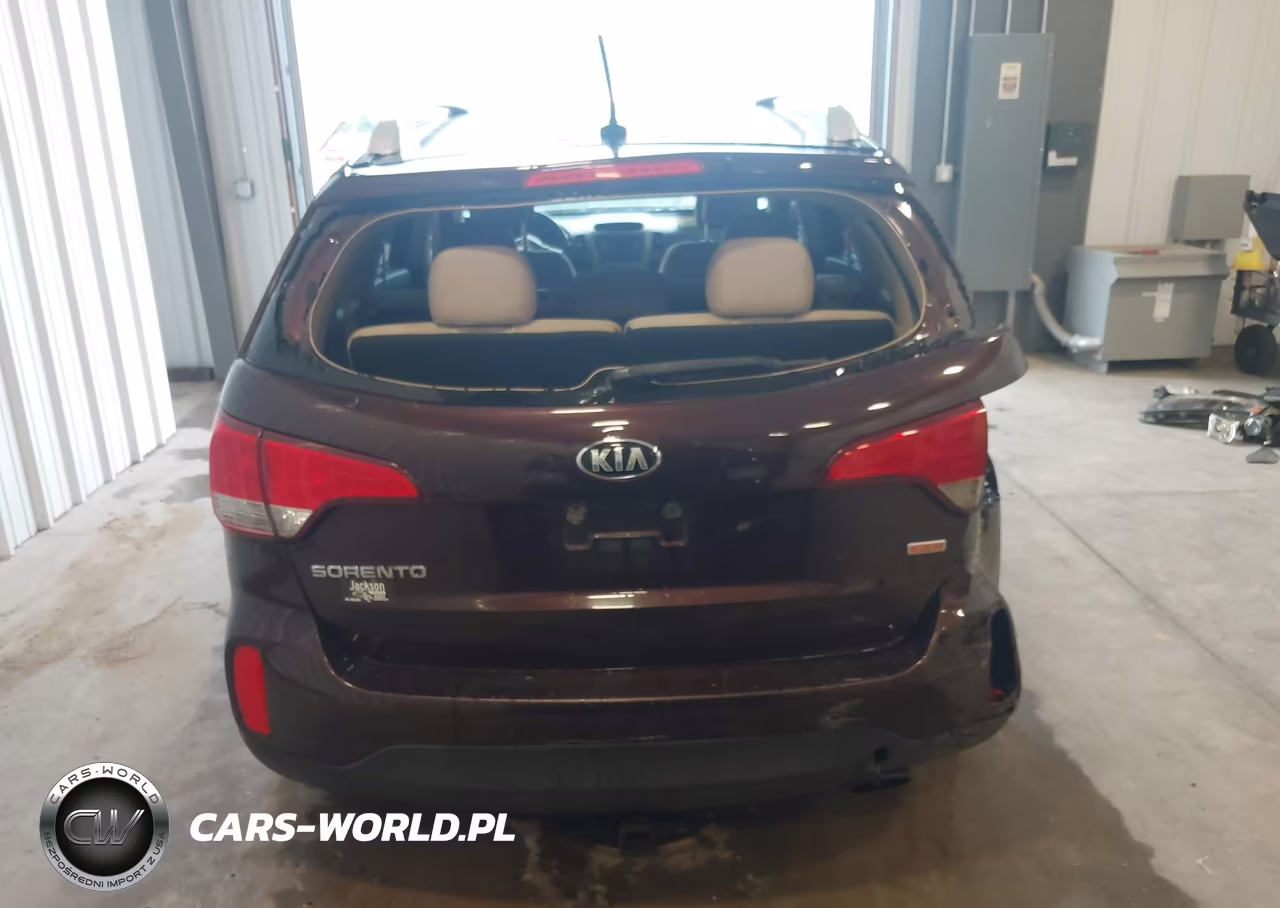 2015 Kia Sorento Lx VIN:5XYKTDA61FG649951 - 17