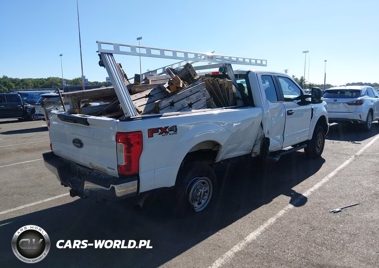 2017 Ford F-250 Xl VIN:1FT7X2B63HEC15068 - 4